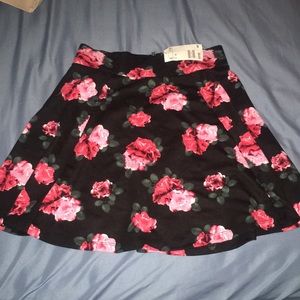 H&M floral mini skirt